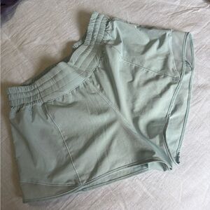 Lululemon Hotty Hot HR 4”